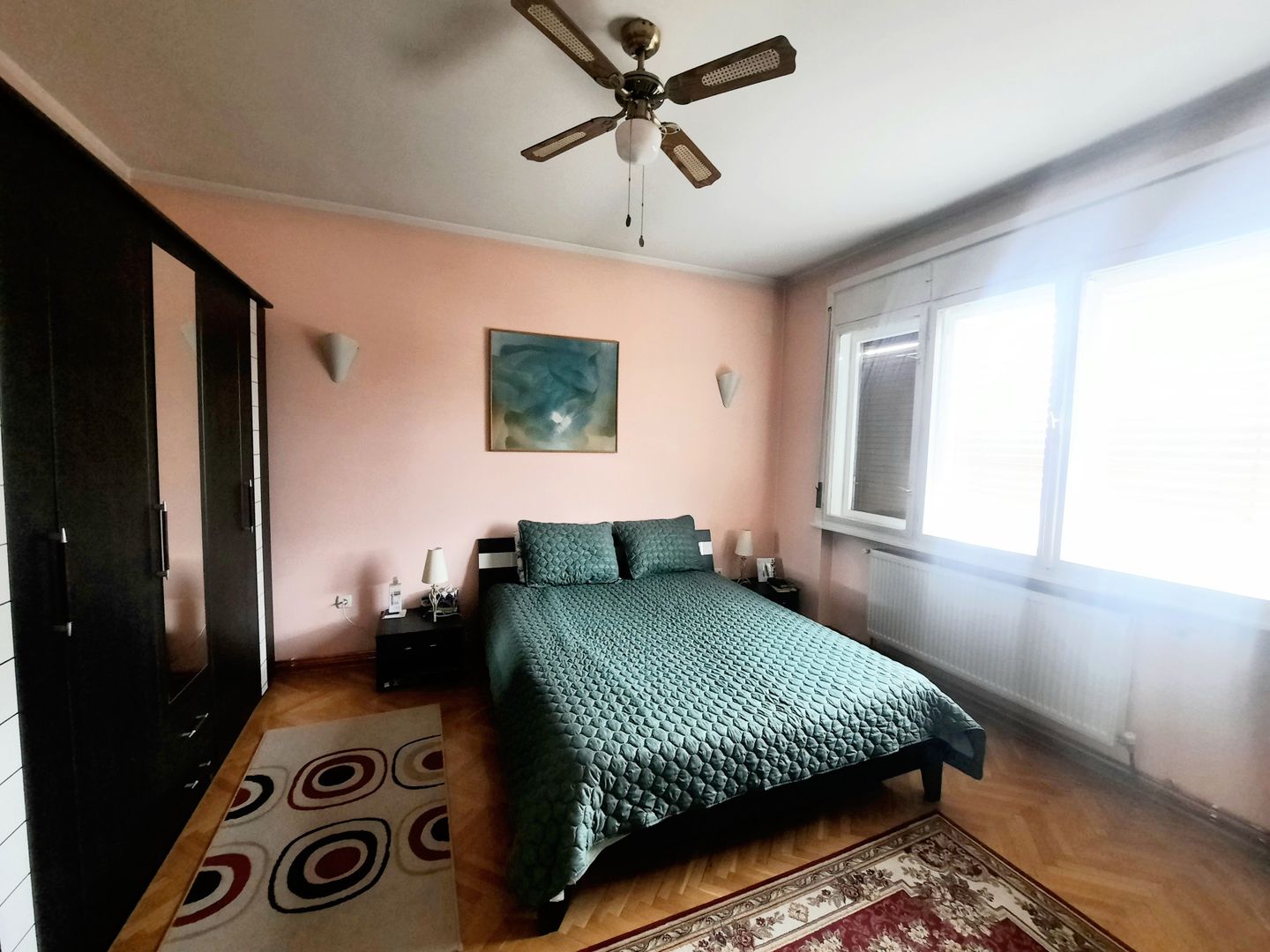 Apartament frumos si renovat cu garaj - zona Medicina - Poză 16