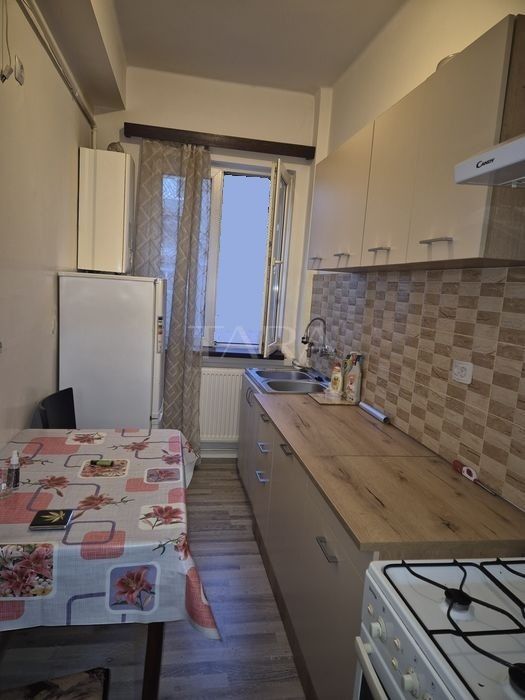 Apartament cu 2 camere in zona Centrala - Poză 3