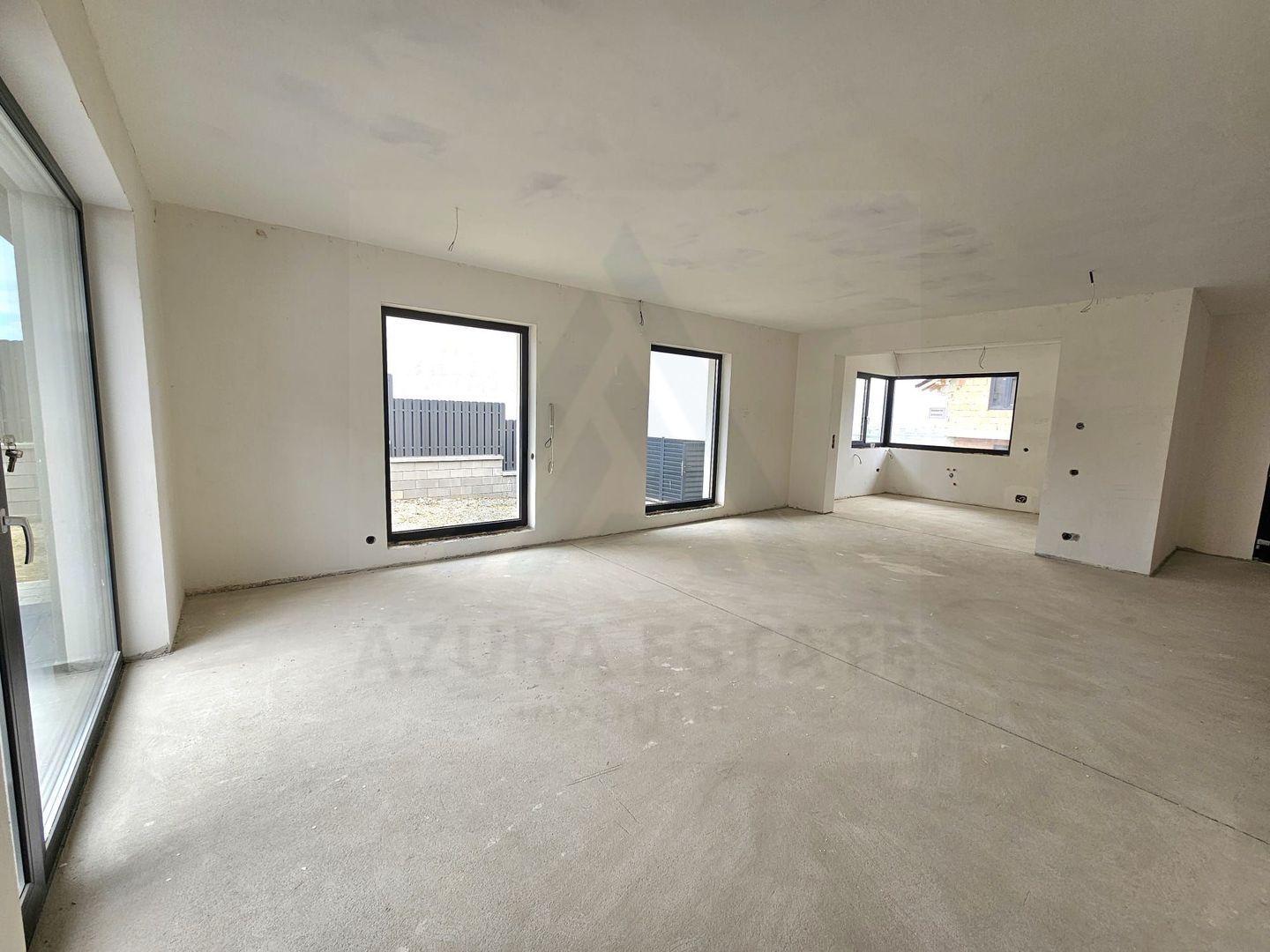 Casa individuala pe un singur nivel 123 mp teren 390 mp in Sura Mare - Poză 7