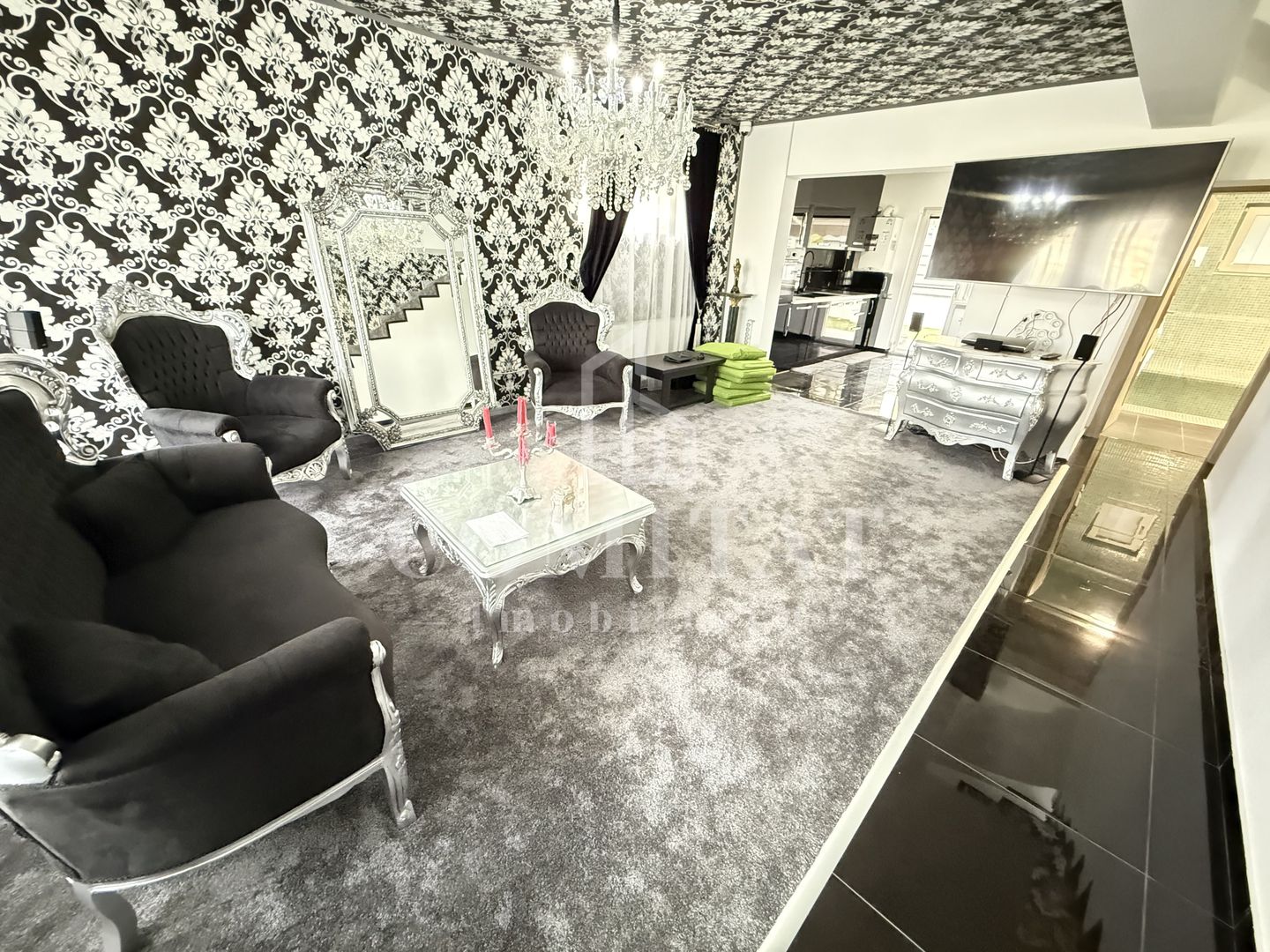 Casă de tip triplex | 3 dormitoare | 4 parcări | Zona Eroilor-Florești - Poză 2