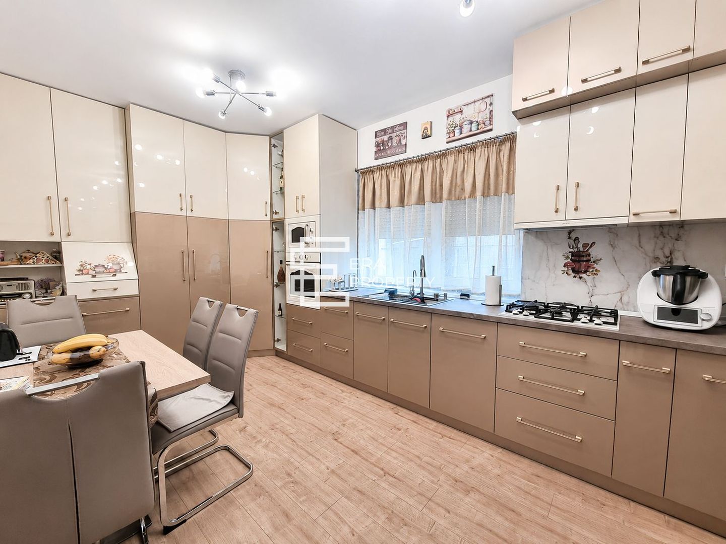 Duplex nou 2025, mobilat complet, terasă, 3 băi, Șelimbăr zona Brana - Poză 2