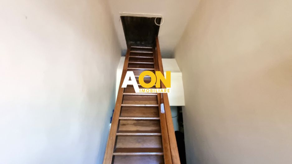 De vanzare casa 5 camere, 1200mp teren, zona ultracentrala - Poză 14