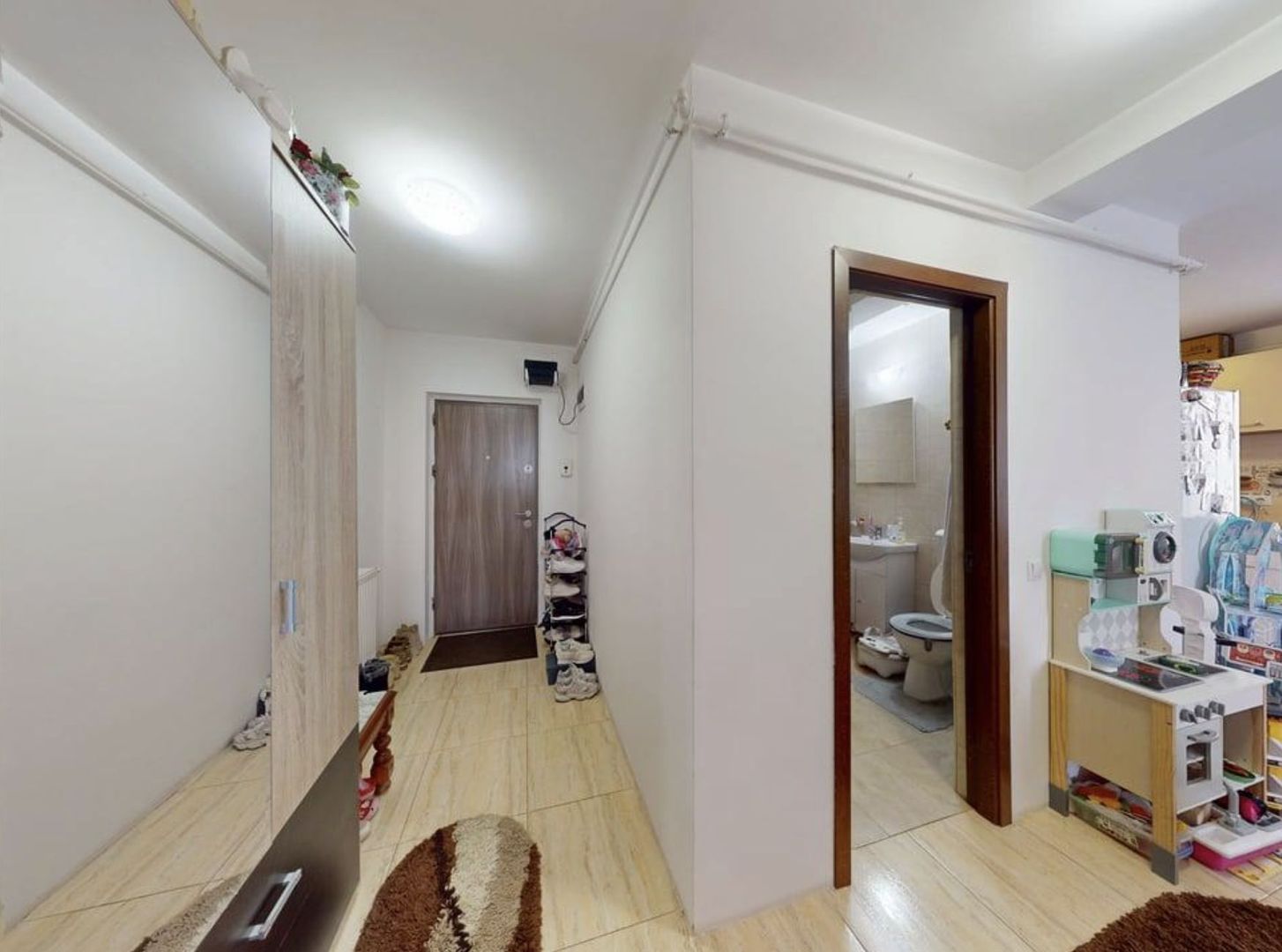 Apartament la cheie, complet renovat, mobilat si utilat complet - Poză 5