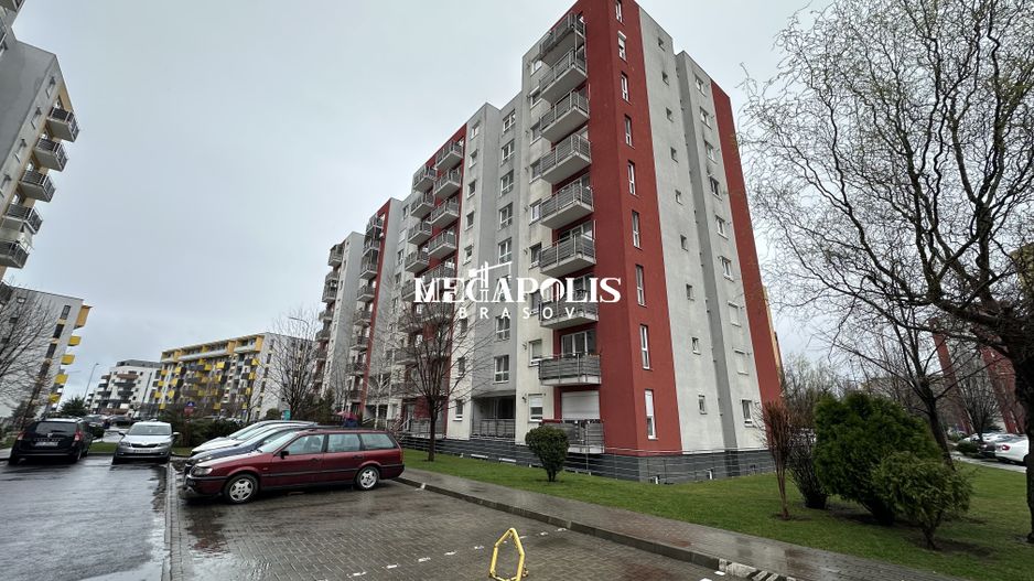 2 Camere Decomandat / Parcare / Boxa - Poză 1