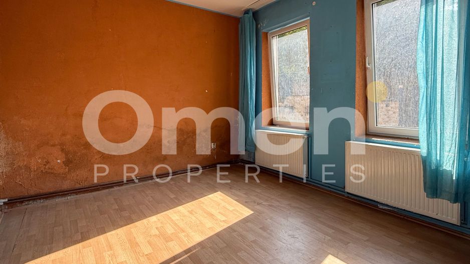 Casă cu 3 camere, garaj și anexă în centrul vechi Baia Mare - Poză 5