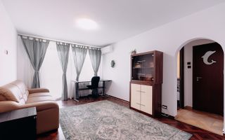 2 camere, renovat, etaj 7 – vedere panoramică către Lacul IOR - Poză 2