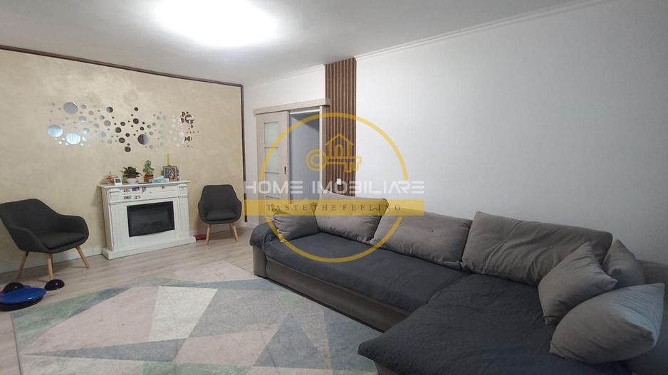 Apartament 4 camere, DC Et. 3/8 zona Rond Zimbru, vedere spre Biserica Catolica - Poză 1