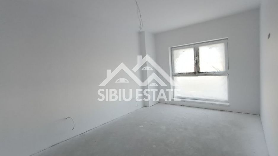 Apartament 3 camere de vânzare ,Doamna Stanca, Sibiu, parcare inclusa - Poză 2
