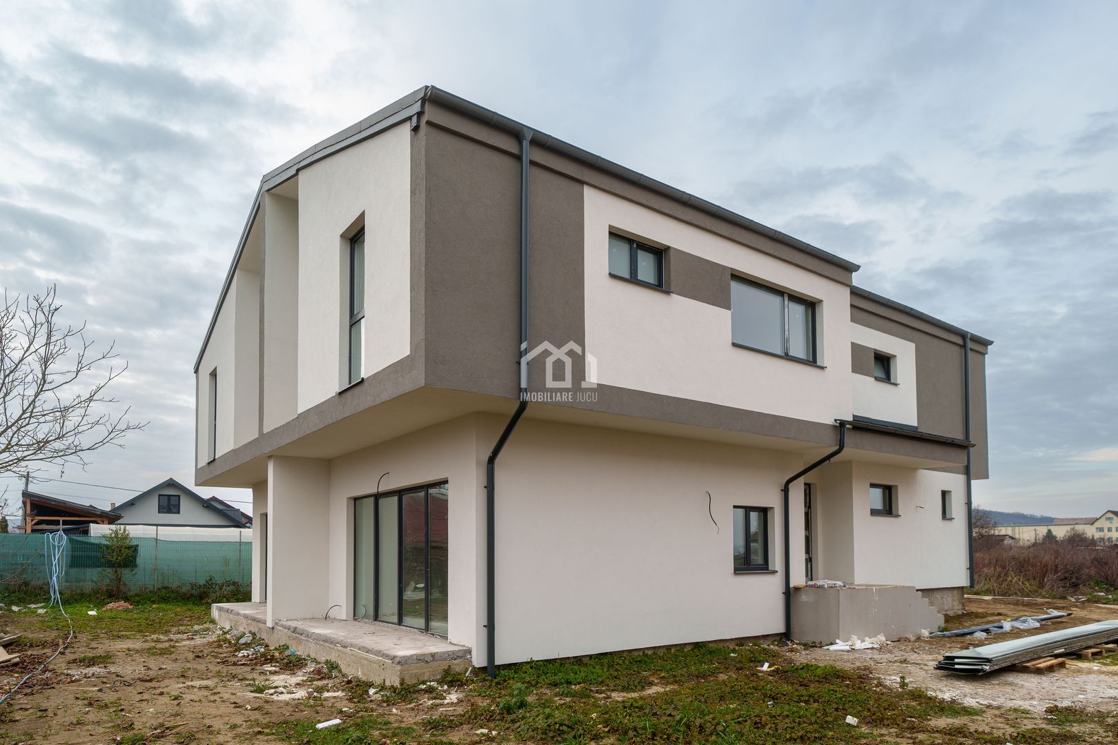 Unitate Duplex Moderna - Jucu de Mijloc 134 mp, cu CF valabil - Schiță 1