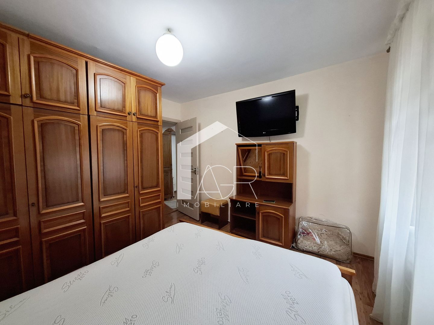 Apartament cu 2 camere, decomandat, zona B-dul. Bucuresti - Poză 10