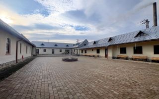 Oportunitate de investiție – Proprietate versatilă în Onești - Poză 17