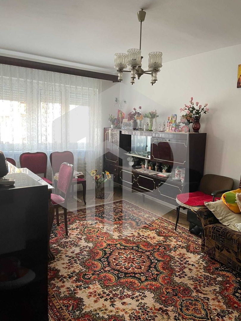 Apartament 3 camere decomandat-V. Aaron/ str.Iezer+pivnita - Poză 1