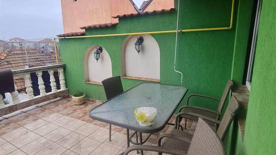 Casa D+P+E  zona Garii Oradea - Poză 7