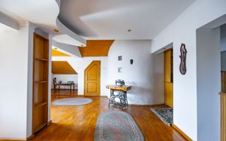 Vila impresionanta D+P+E+M | 500+ mp | teren 2652 mp | piscina - Poză 22