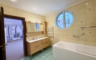 Vilă cu curte mare și piscină – ideală pentru familie, Pipera - Poză 30