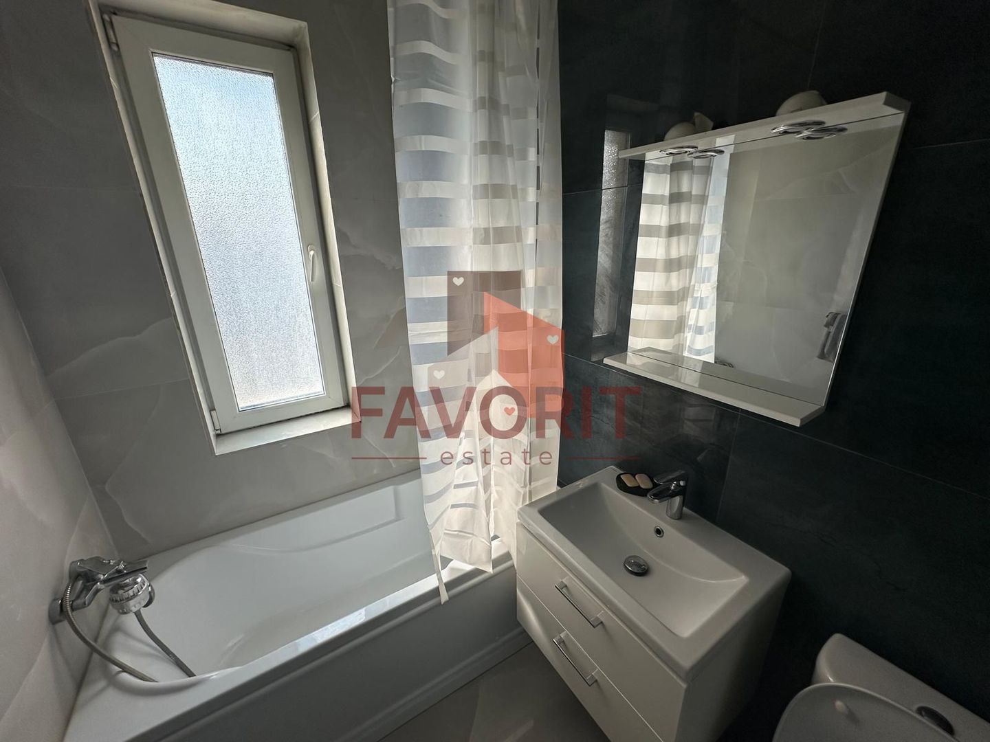 2 camere | centrala proprie | bloc nou | zona excelenta | - Poză 8