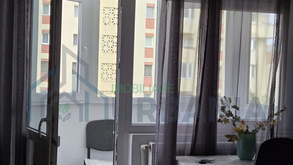 Garsonieră de închiriat, 40 mp, zona Capăt Canta, etaj 4/10, cu lift - Poză 2