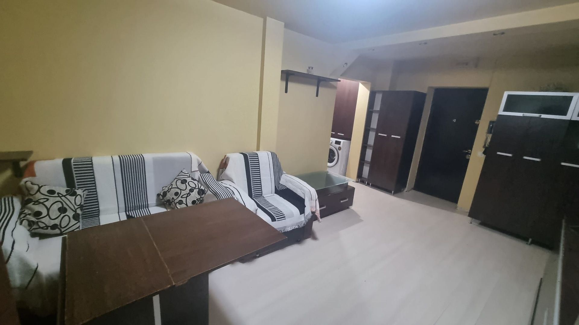 Vanzare Apartament 2 Camere Stradal pe Bd. Mircea Voda - Poză 7