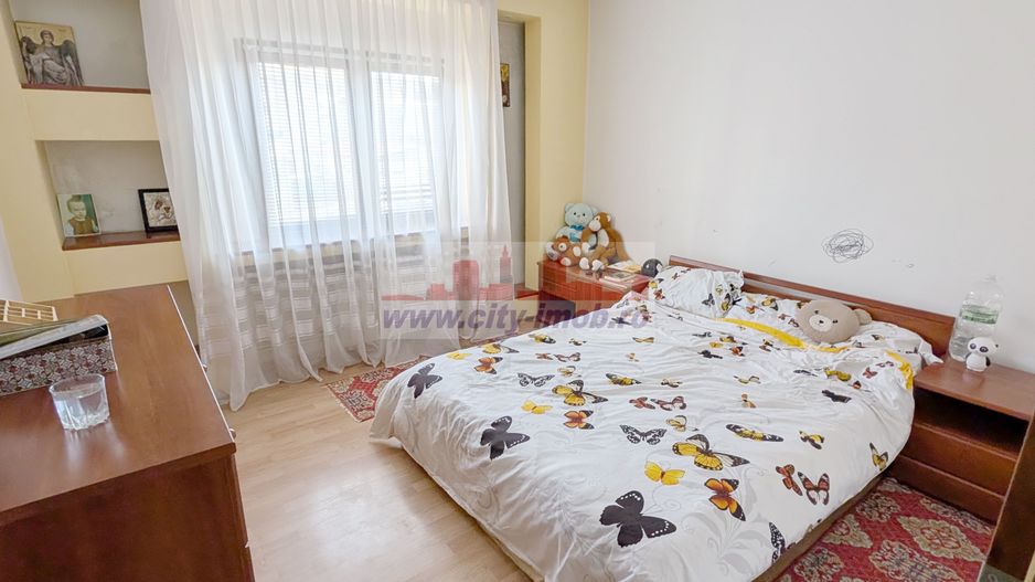 Vanzare Apartament 3 camere Curtea de Arges, Judetul ARGES - Poză 17