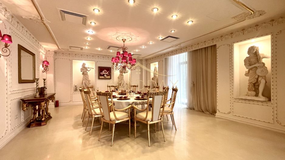 Impressive Villa *1500 SQM usable* 2613 SQM land / Open to the lake - Poză 17