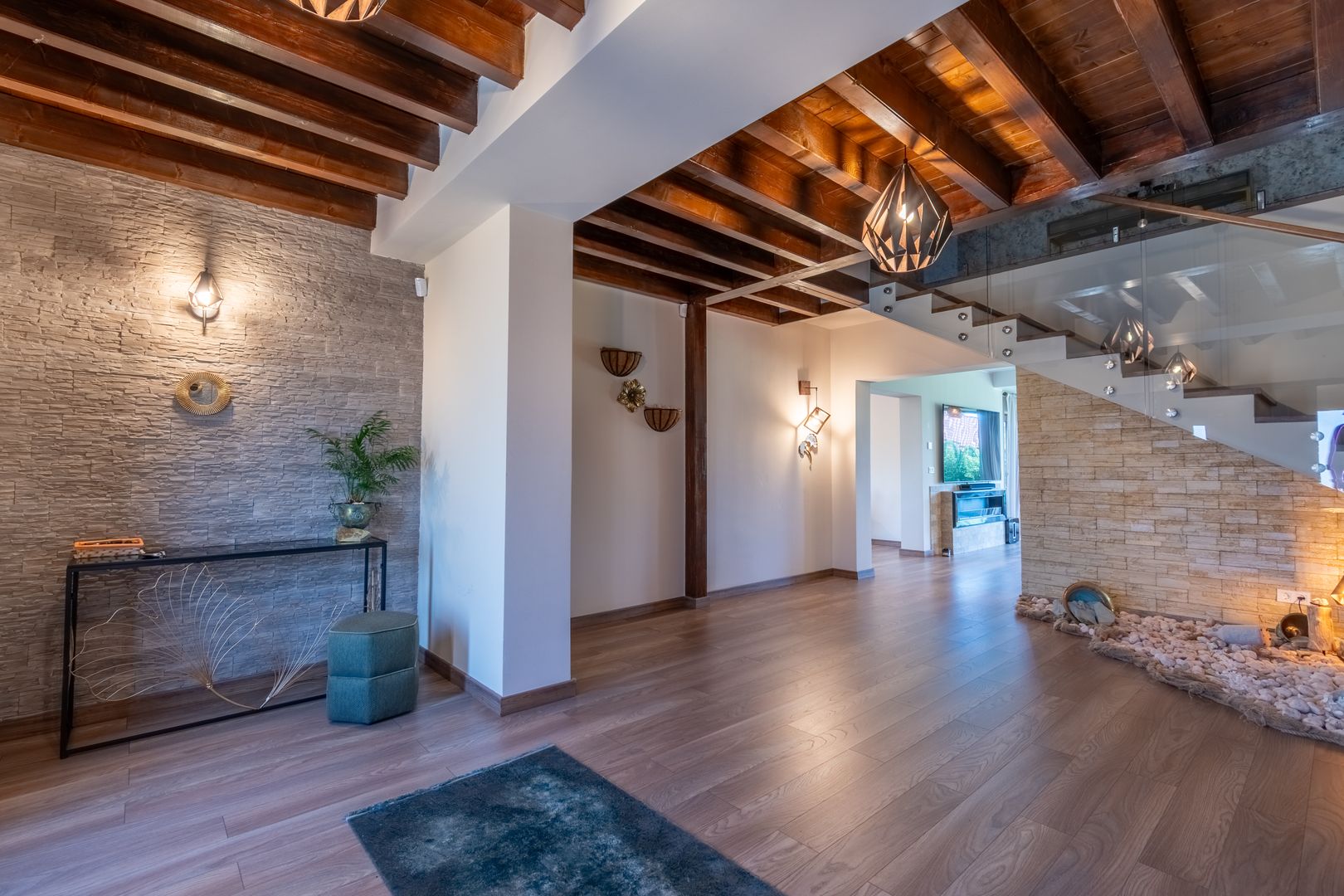 Proprietate exclusivista de vanzare: 2 case | 9 camere | 2000 mp teren - Poză 42