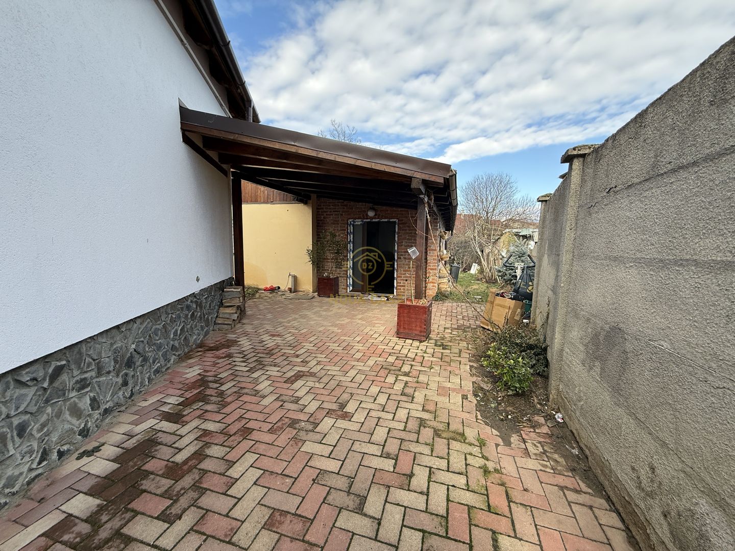 De Vanzare 2 Case In Curte Titulescu/Strada Crinului Teren 550MP - Poză 4