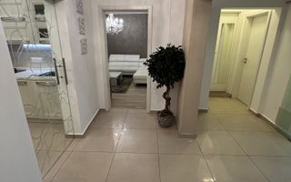 Apartament Lux 4 camere metrou loc parcare - Poză 1