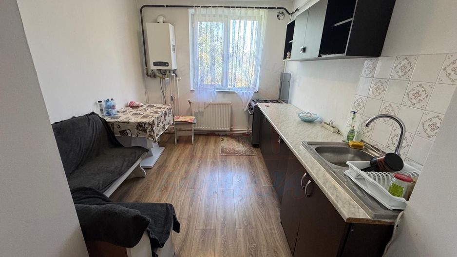 50.000 euro, APARTAMENT 2 camere semidecomandat, Micro 19 - Poză 1