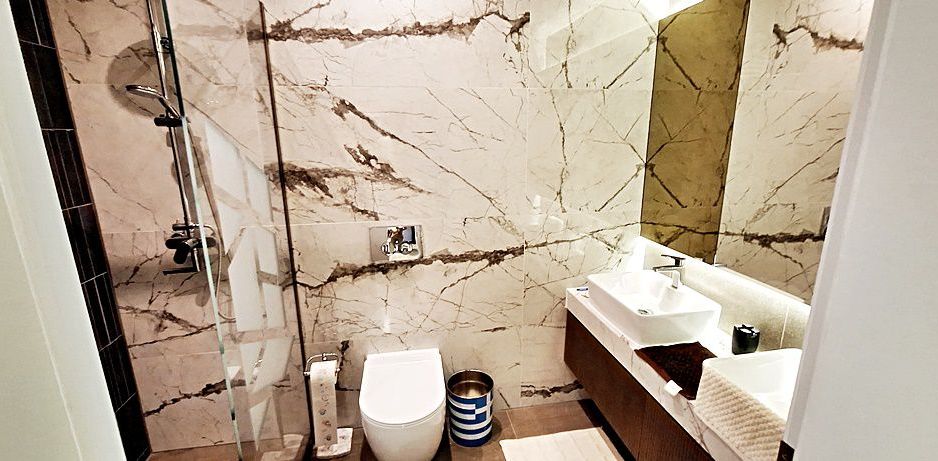 Penthouse cu terasa si jacuzzi in zona Coresi 2000 euro/luna - Poză 15