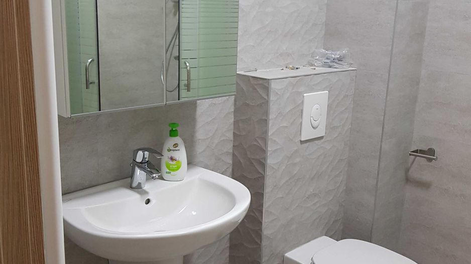 DE ÎNCHIRIAT: Apartament 3 camere – Piața Victoriei - Poză 5