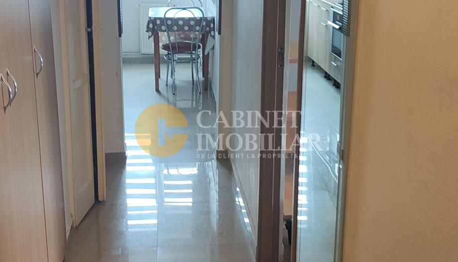 PIATA UNIRI - 2 CAMERE DECOMANDAT - ETAJ INTERMEDIAR - Poză 4