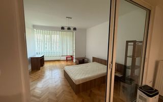 VANZARE Garsoniera in zona Unirii - Poză 2