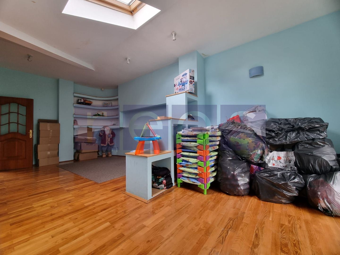 DE INCHIRIAT VILA  D+P+1+2 + CURTE | ZONA PARCUL CAROL - Poză 20