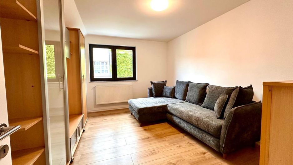 Apartament 3 Camere Spațios, Mobilat,  Curte și Balcon - Poză 3