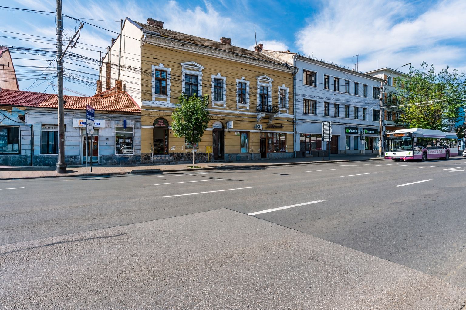Apartament cu 1 camera de vanzare in Piata Mihai Viteazu - Poză 1