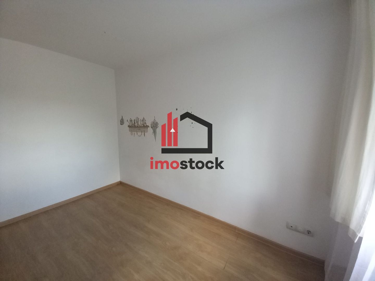 De vanzare apartament cu 3 camere, decomandat, etajul 2 - Poză 6
