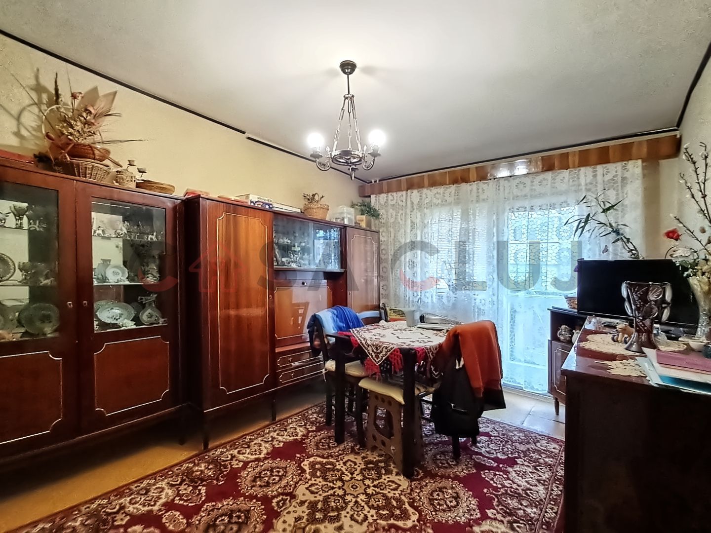 2 camere, Decomandat, Zona Big, Manastur!! - Poză 1