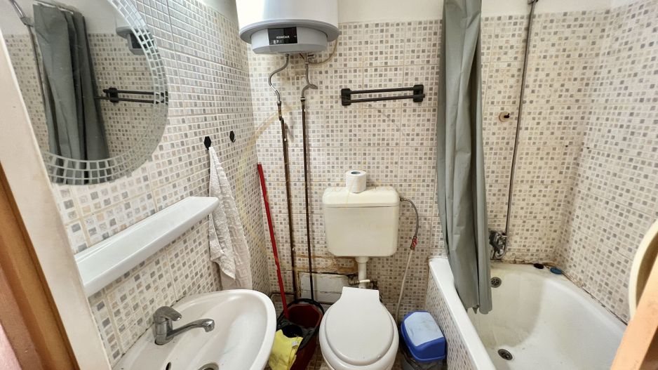 SUPER PRET | Garsoniera luminoasa | Soarelui , Timisoara - Poză 4