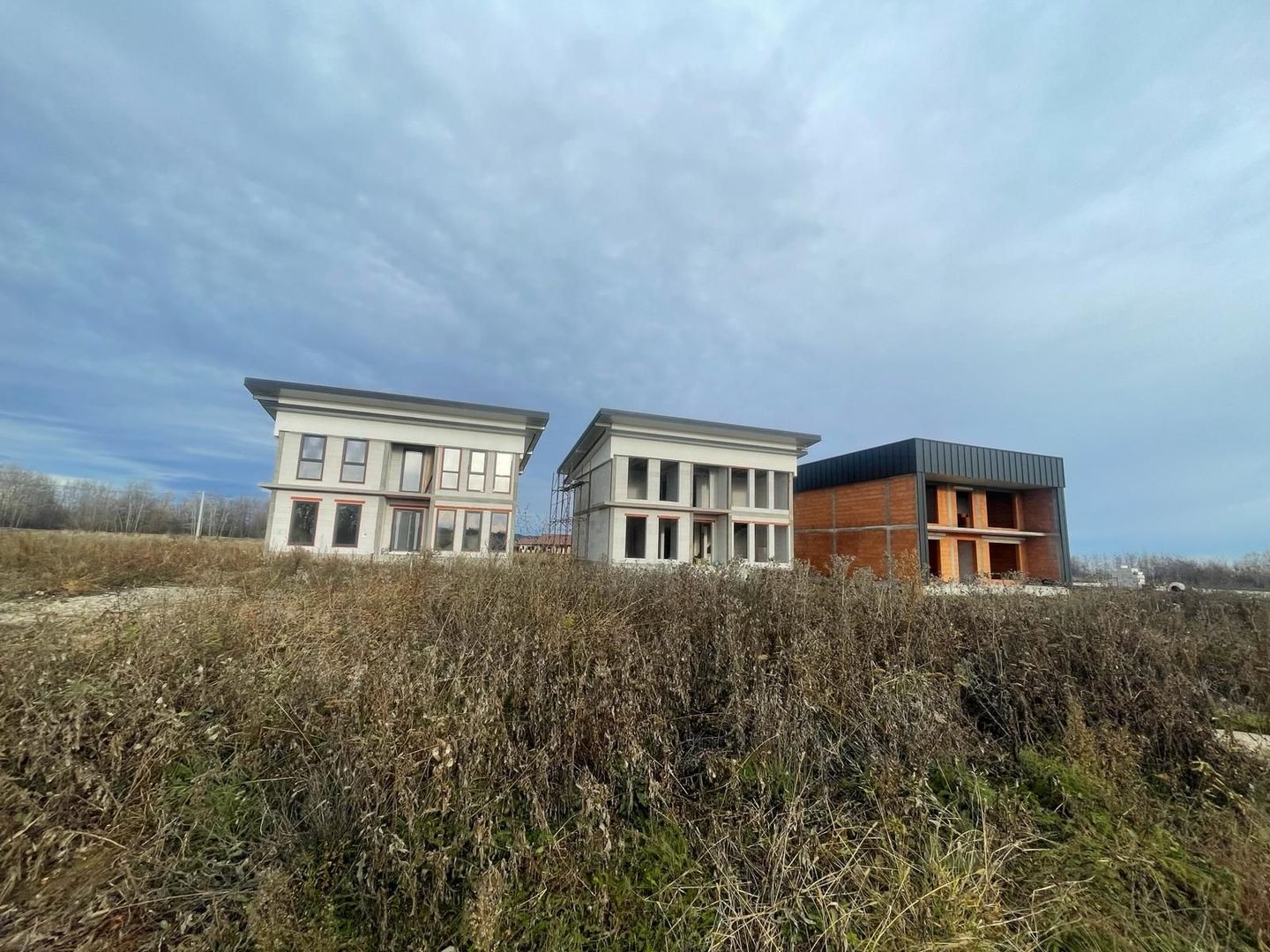 CASA LA ROȘU 220 MP | ZONA RETRASA CU VEDERE PANORAMICA| MARGINEA - Poză 7