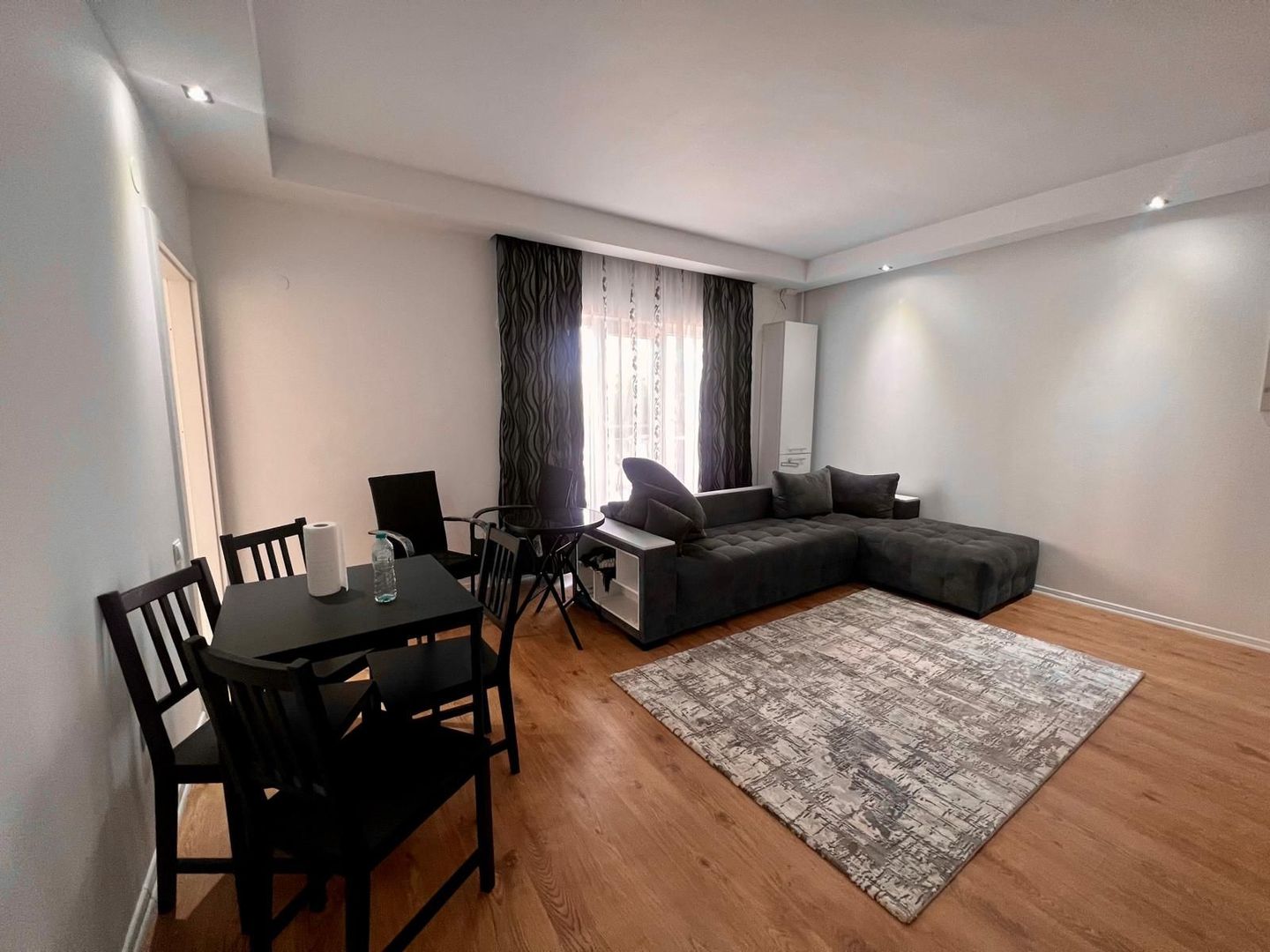 Apartament 2 camere Ansamblul Rezidential Cosmopolis - Poză 2