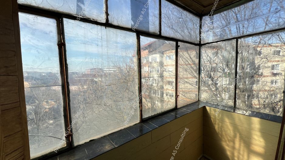 Apartament 3 Camere 2 Bai | Etaj 3 | Zona Soarelui - Poză 8