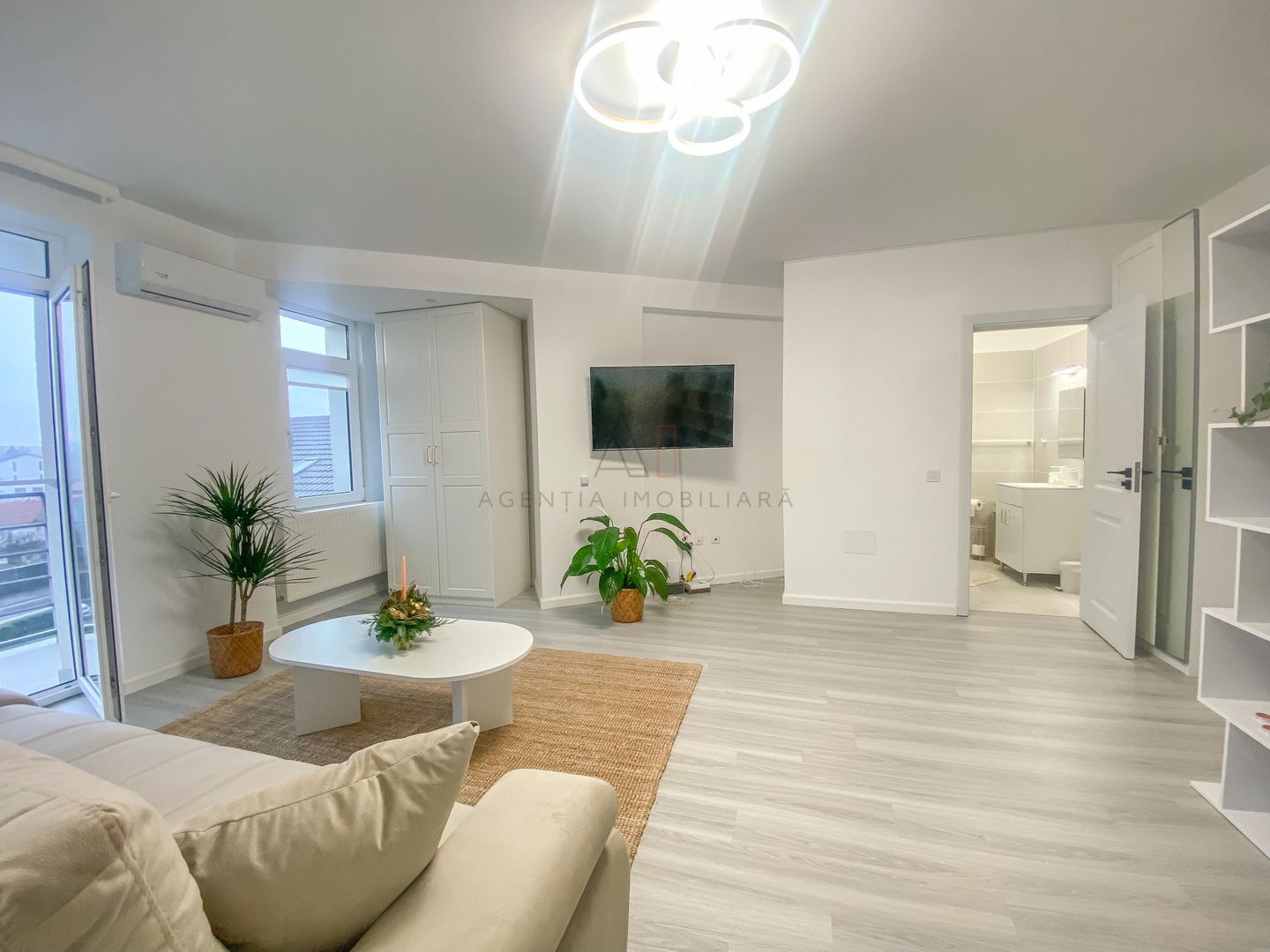 Garsoniera Lux I Prima inchiriere I Loc parcare I 2 balcoane - Poză 8