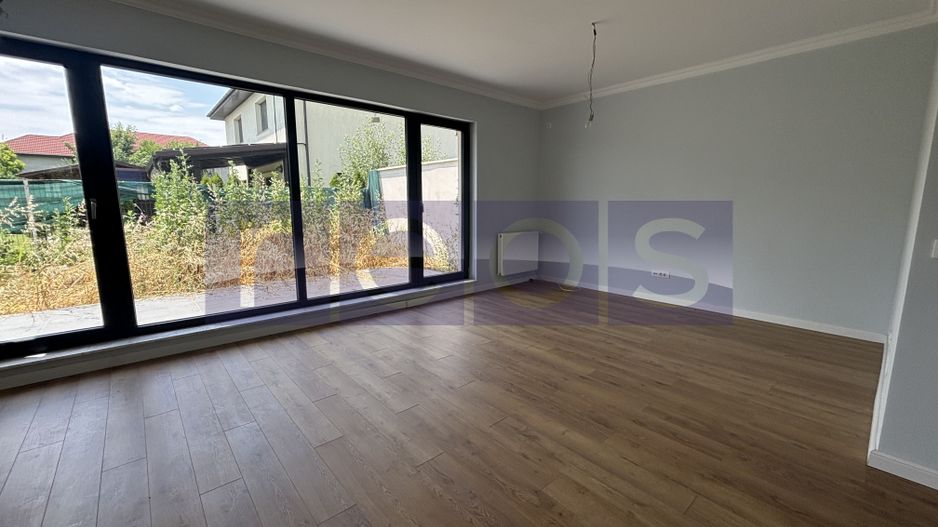 VANZARE VILA SUPERBA IN OTOPENI | 5 CAMERE | TEREN 325 MP - Poză 1