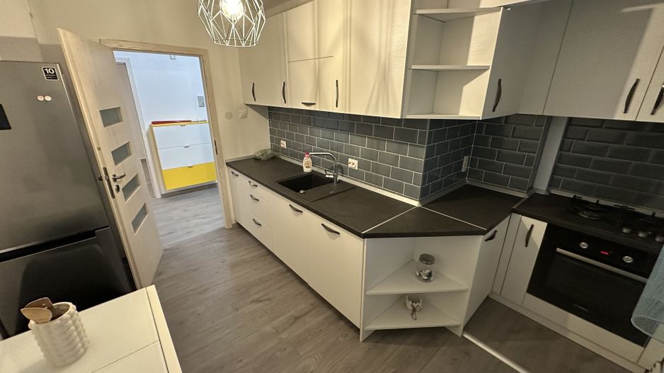 Apartament 3 camere  renovat in zona Lipovei - Poză 20