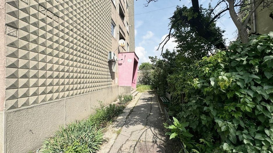 REZERVAT! Apartament cu 2 camere pe Calea Romanilor. - Poză 8