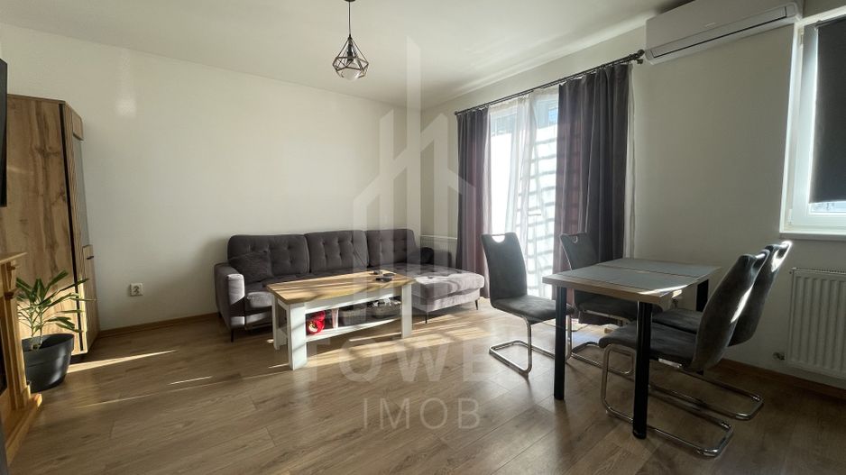 Apartament 3 camere--Turnisor | Decomandat | Balcon 10 mp | Parcare privata - Poză 3