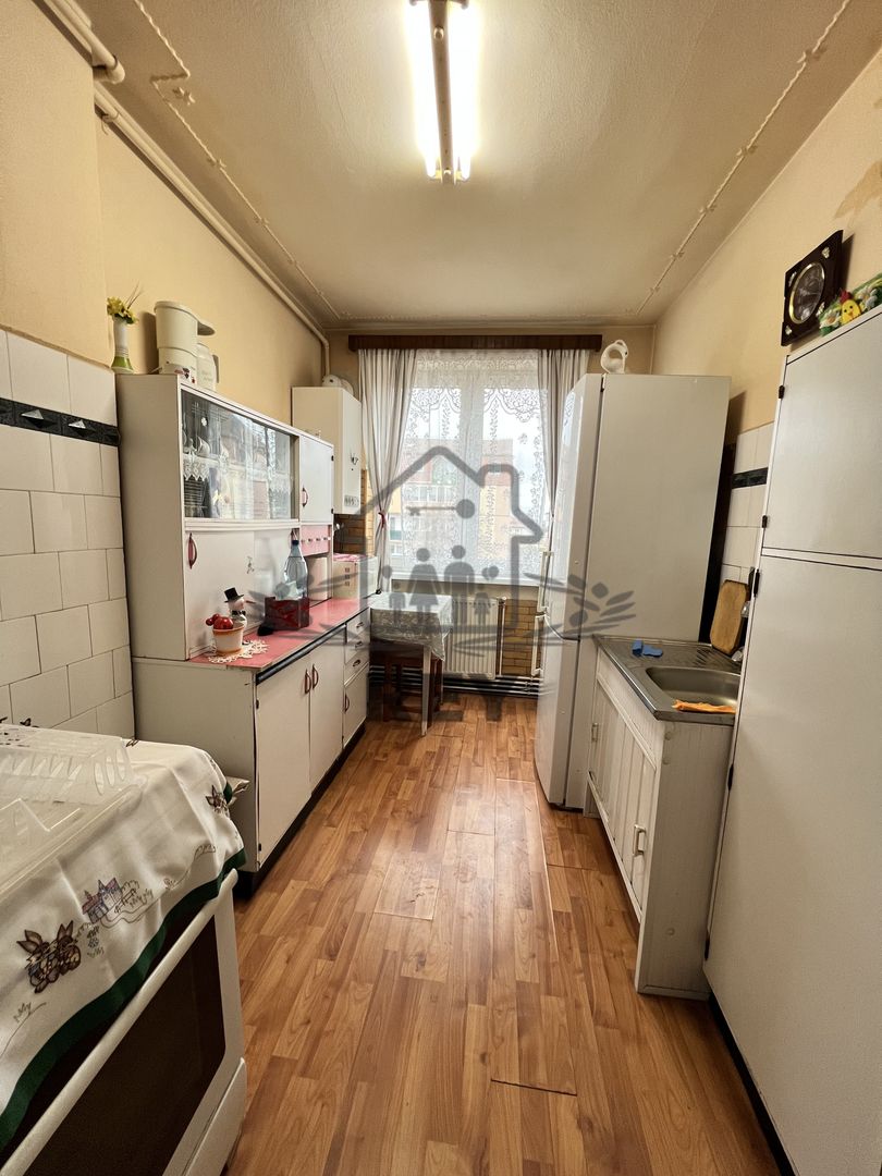 Apartament 2 camere Terezian/45 mp + balcon - Poză 6