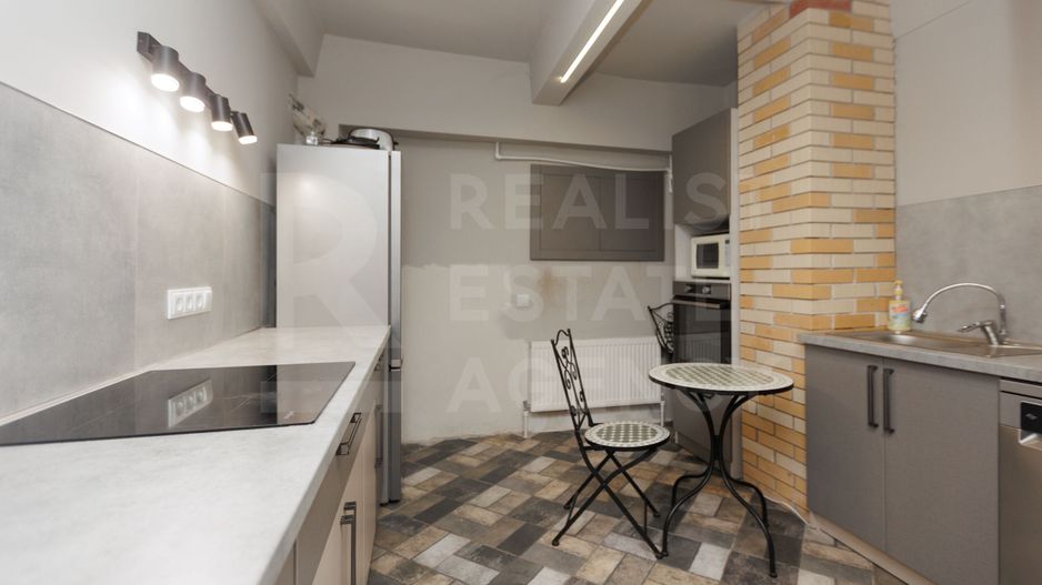 Vânzare, apartament, 3 camere, str. Gheorghe Asachi, Telecentru - Poză 1