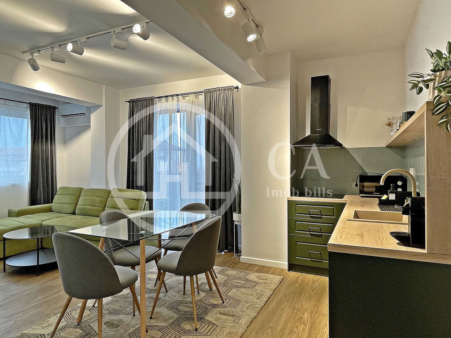 Aparament de inchiriat cu 3 camere Luceafarul , Oradea - Poză 1