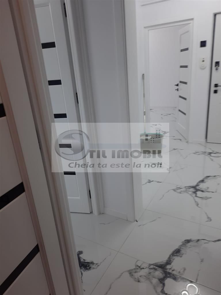LUX APARTAMENT 2 CAMERE DECOMANDAT PODU DE FIER - Poză 3